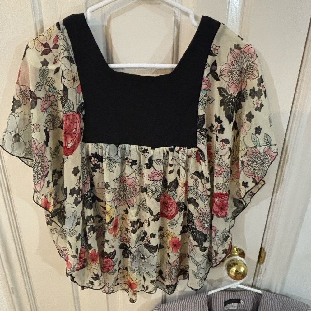 Early 2010s urban outfitters slowly bitterly and floral print shirt - Picture 2 of 4